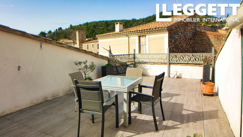 Image Terrasse à  maison de village de Nébian