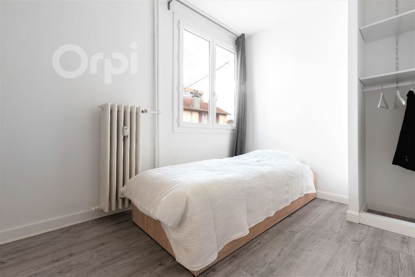 Image Chambre à appartement de Chambéry
