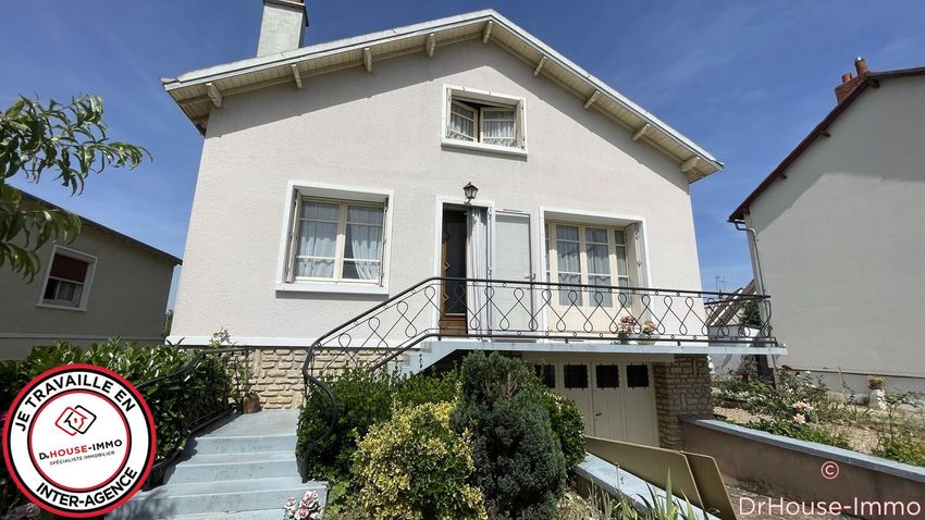 Image Façade à  villa de Ingrandes