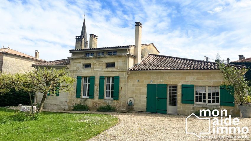 Image Façade à  maison individuelle de Saint-Émilion