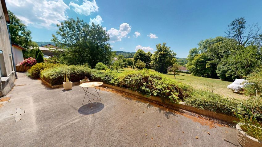 Image Jardin à  maison mitoyenne de Lantenay