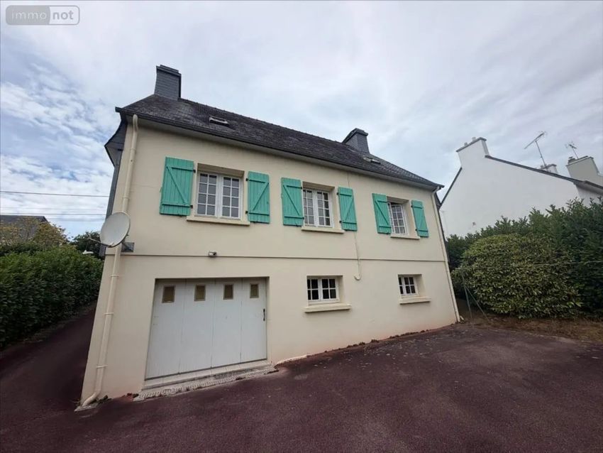 Image Façade à  maison individuelle de Châteaulin