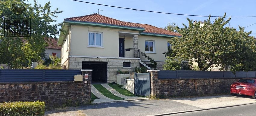 Image Façade à  maison individuelle de Thiviers