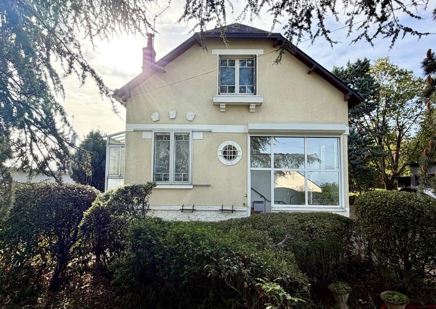 Image Façade à  maison individuelle de Saumur