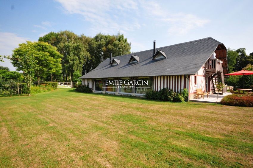 Image Façade à  manoir de Quetteville