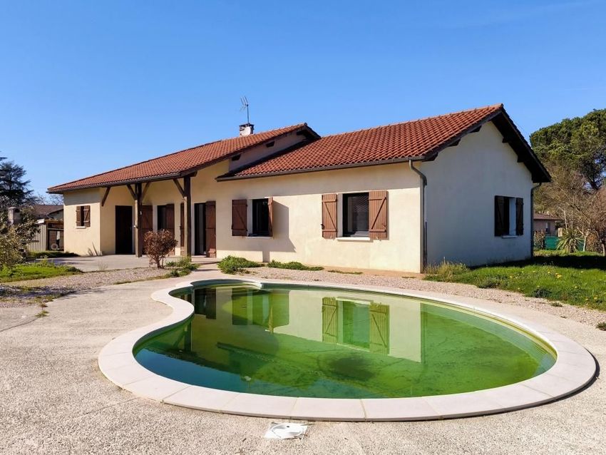 Image Façade à  maison individuelle de Plaisance