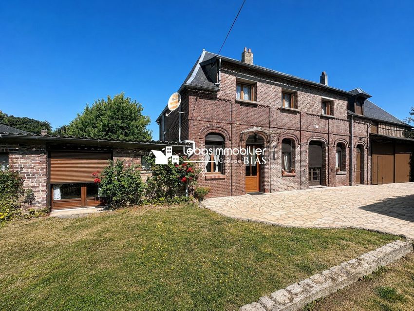 Image Façade à  maison individuelle de Bénesville