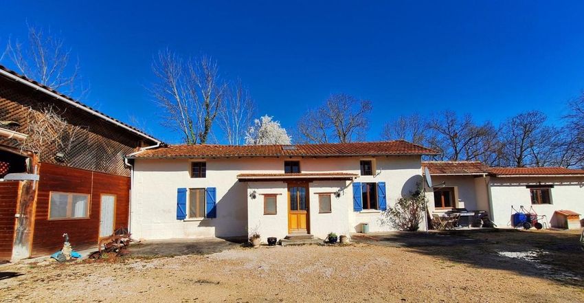 Image Façade à  maison individuelle de Cizos