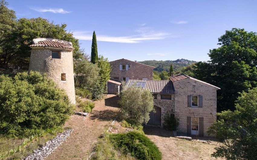 Image Façade à  maison individuelle de Reillanne
