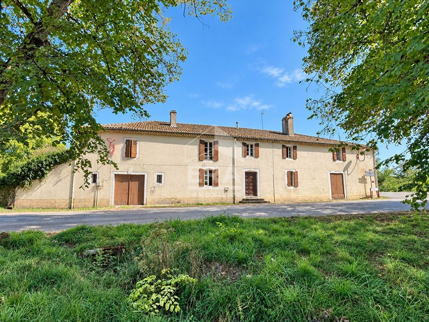 Image Façade à  maison individuelle de Saint-Justin