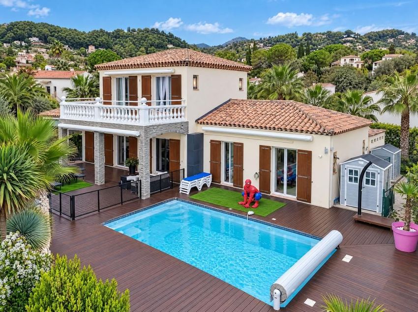 Image Piscine à  maison individuelle de La Colle-sur-Loup