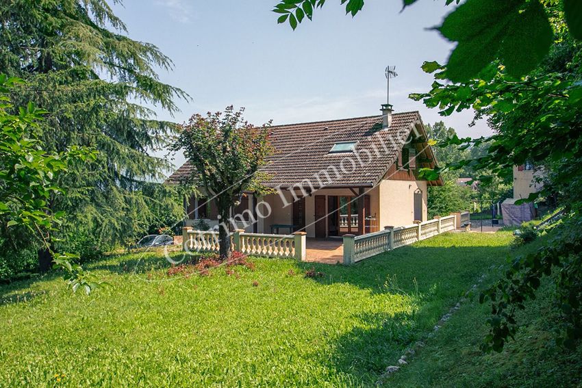Image Façade à  maison individuelle de Saint-Genix-les-Villages
