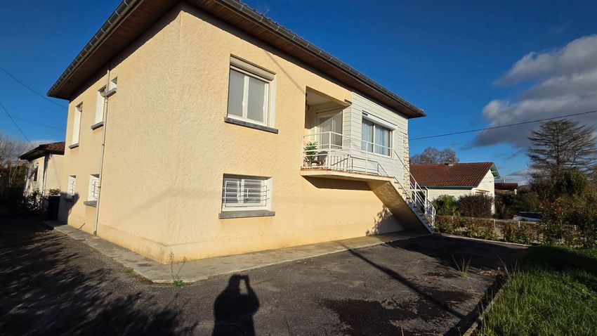 Image Façade à  maison individuelle de Mirande