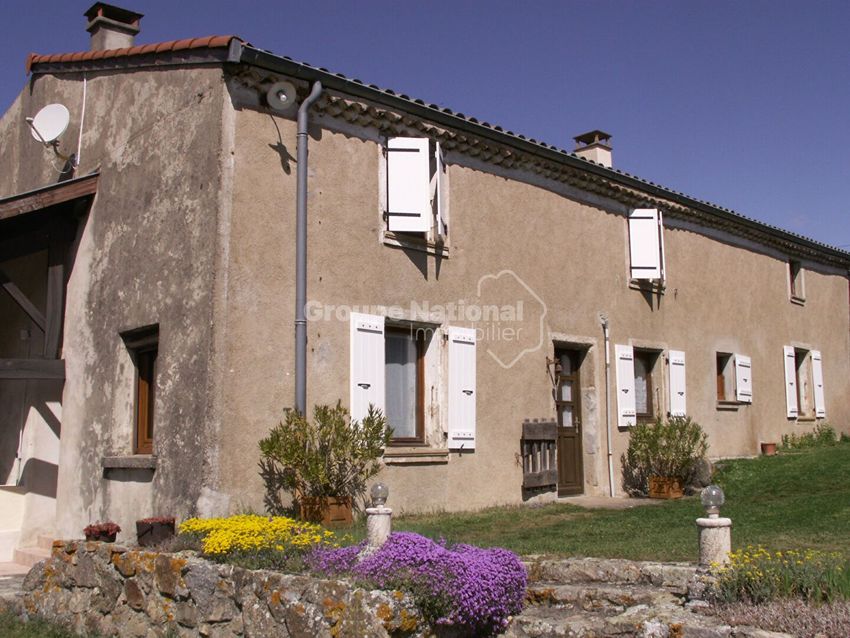 Image Façade à  maison individuelle de Saint-Romain-de-Lerps