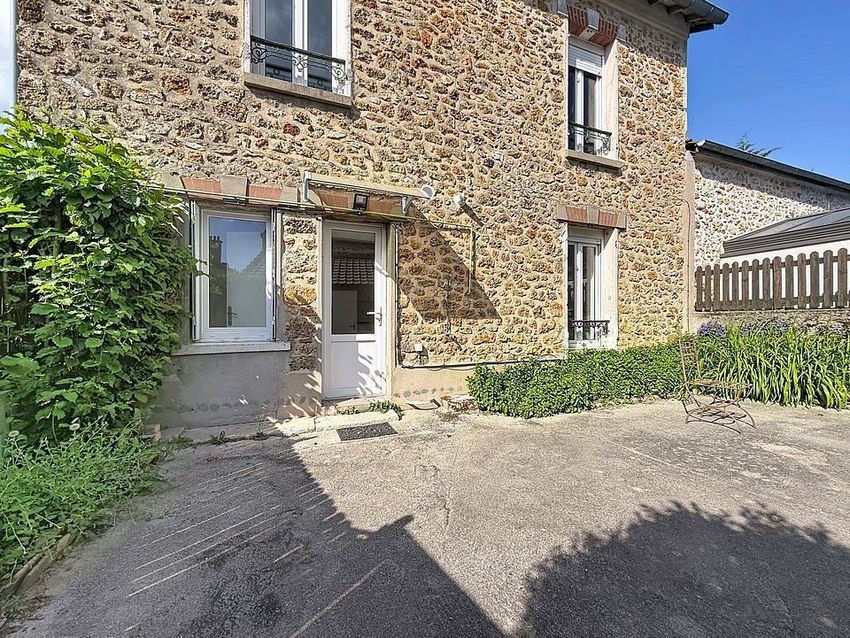 Image Façade à  maison individuelle de Voisins-le-Bretonneux
