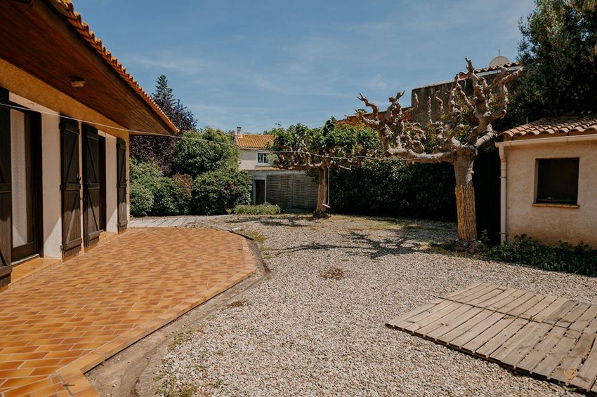 Image Façade à  maison individuelle de Bessan