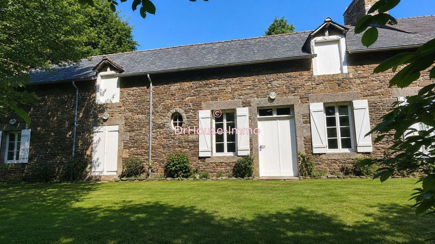 Image Façade à  maison jumelée de Dol-de-Bretagne