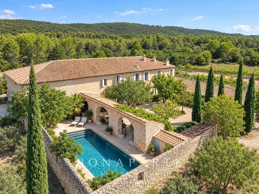 Image Piscine à  maison de maître de Saint-Julien