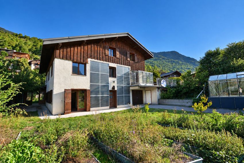 Image Façade à  maison individuelle de Bozel