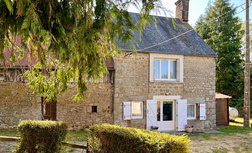 Image Façade à  maison individuelle de Athis-Val de Rouvre
