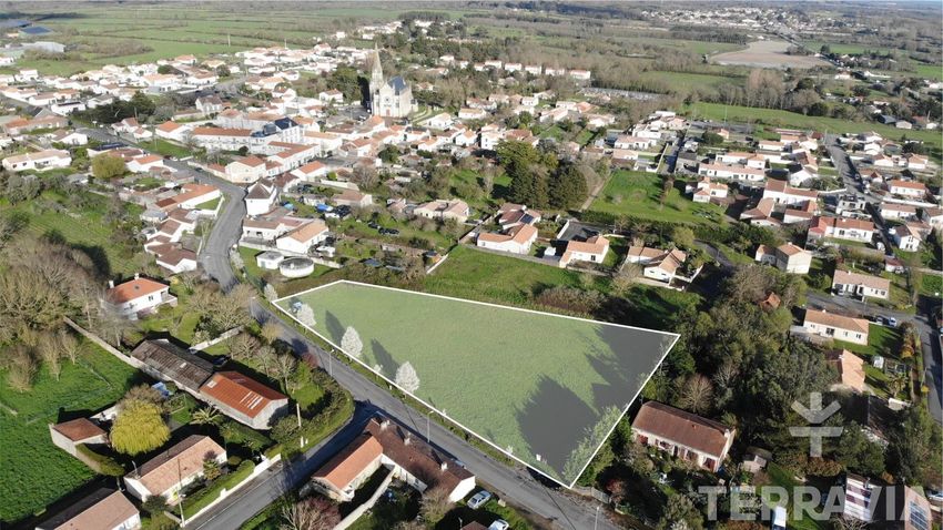 Image de terrain à Sans numéro Rue de la Haute Croix