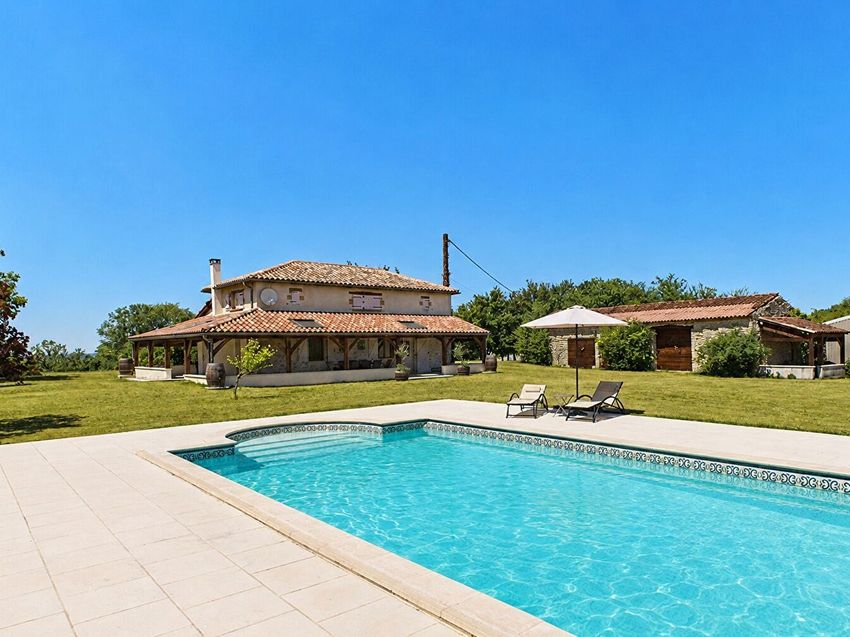 Image Piscine à  maison individuelle de Floressas