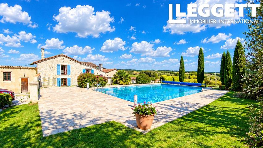 Image Piscine à  propriété agricole de Pillac