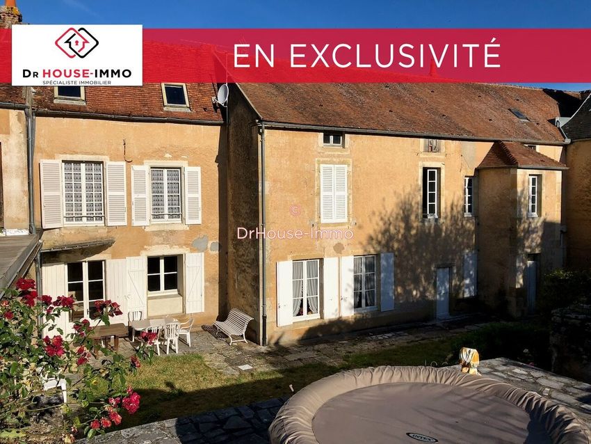 Image Façade à  villa de L'Isle-sur-Serein