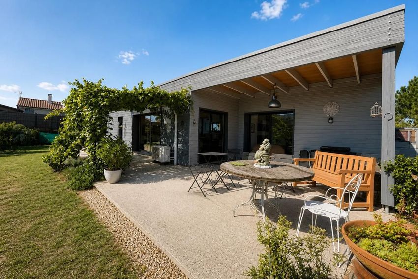 Image Façade à  maison individuelle de Duras