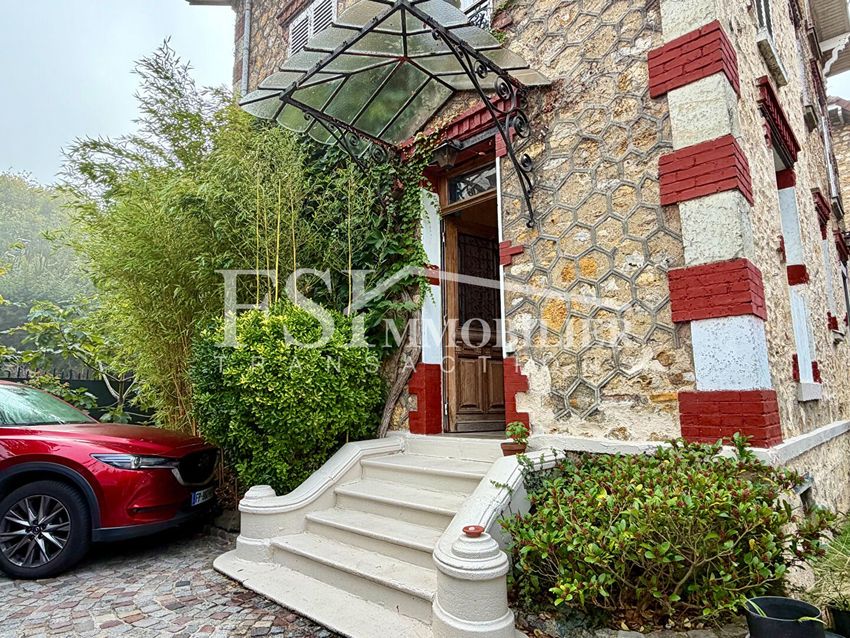 Image Façade à  maison individuelle de Saint-Leu-la-Forêt