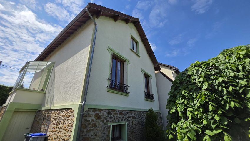 Image Façade à  maison individuelle de Tremblay-en-France