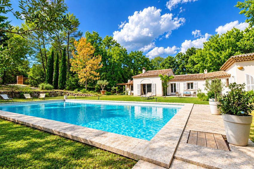 Image Piscine à  maison individuelle de Peynier