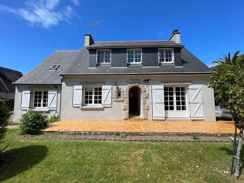 Image Façade à  maison individuelle de Fouesnant
