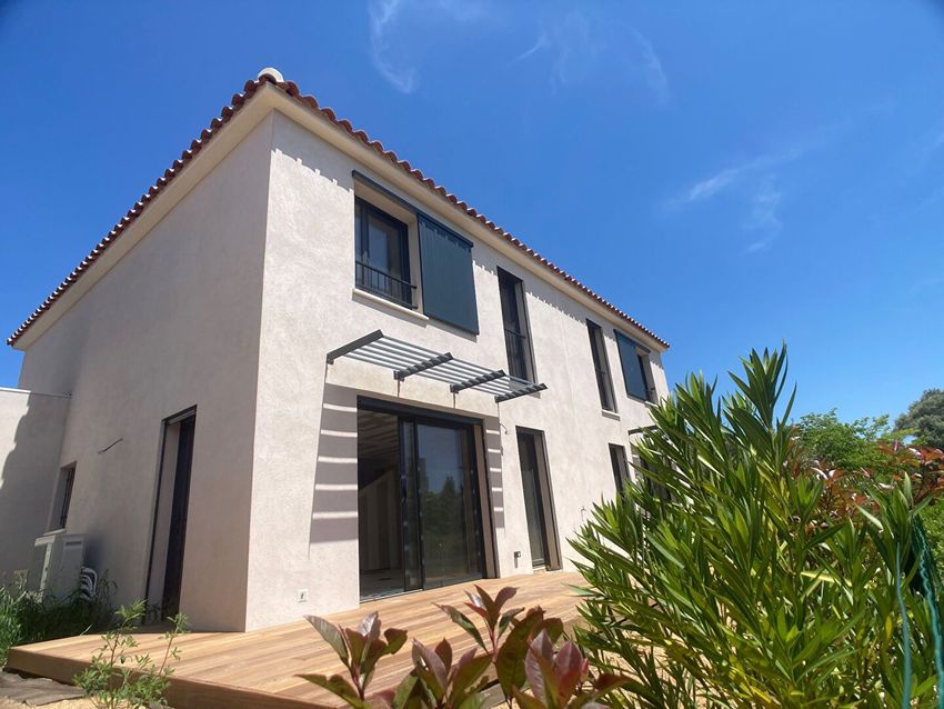 Image Façade à  maison mitoyenne de Six-Fours-les-Plages