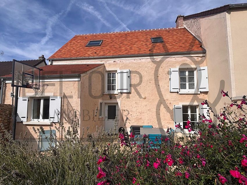 Image Façade à  maison individuelle de La Celle-sur-Morin