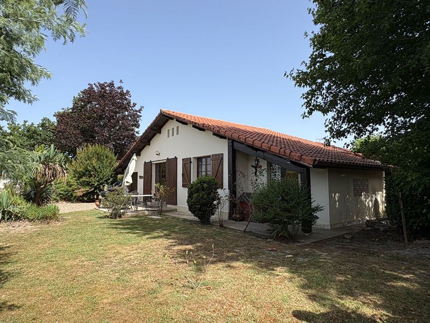 Image Façade à  maison individuelle de Souprosse