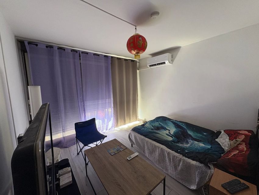 Image Chambre à studio de Nîmes