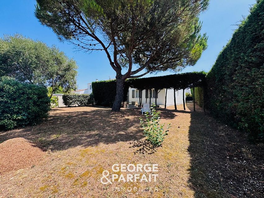 Image de terrain à Saint-Martin-de-Ré