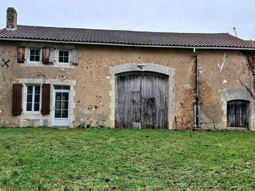 Image Façade à  maison individuelle de Chasseneuil-sur-Bonnieure