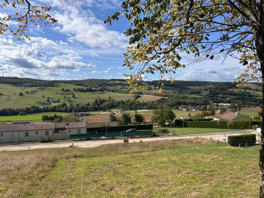 Image Vue à terrain de Le Grand-Serre