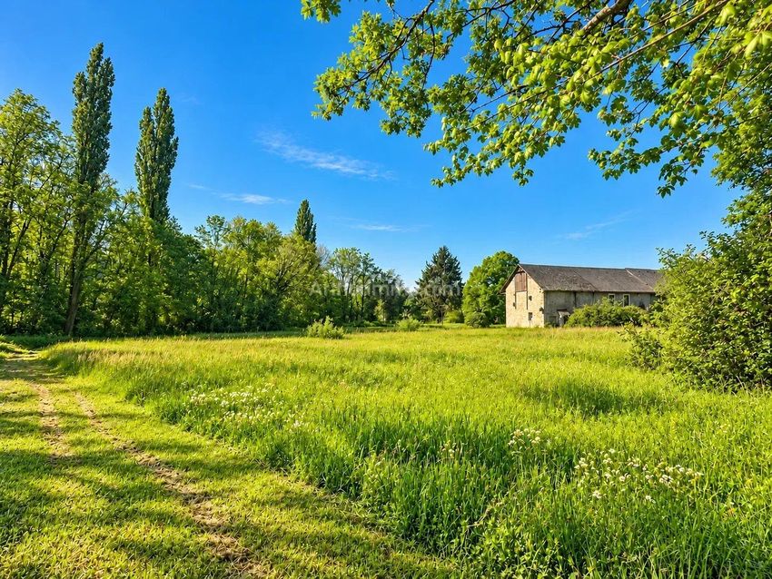 Image de terrain à Méry