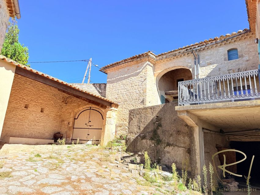 Image Façade à  propriété agricole de Le Garn