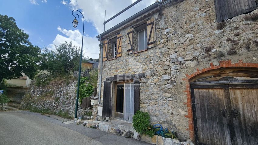 Image Façade à  maison individuelle de Bézaudun-les-Alpes