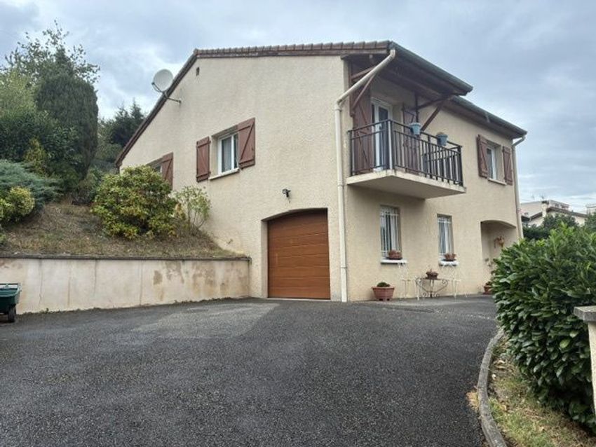 Image Façade à  maison individuelle de Saint-Étienne