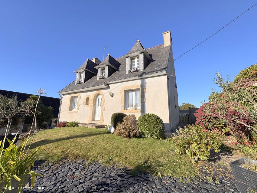 Image Façade à  maison individuelle de Gourlizon