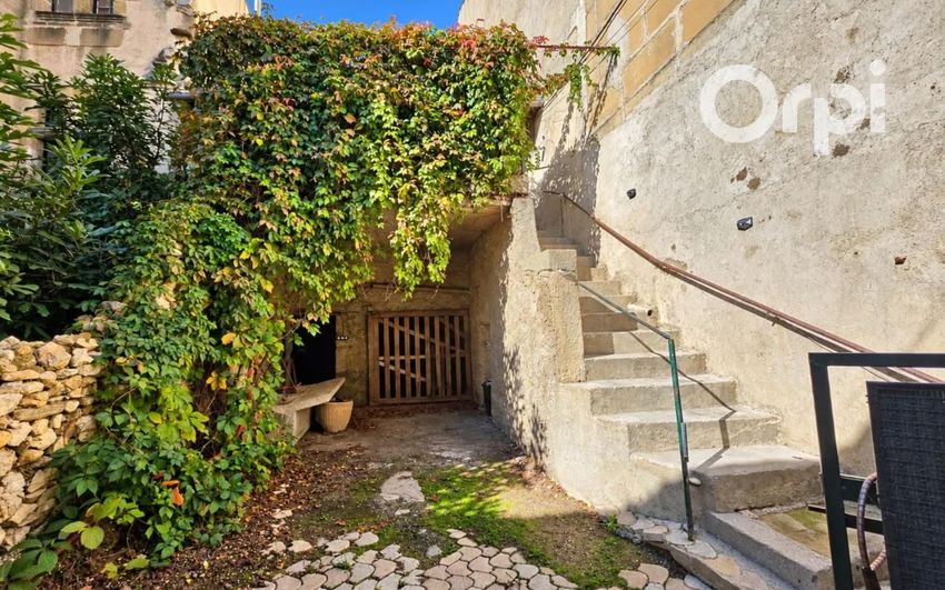 Image Détails à  maison mitoyenne de Eyguières
