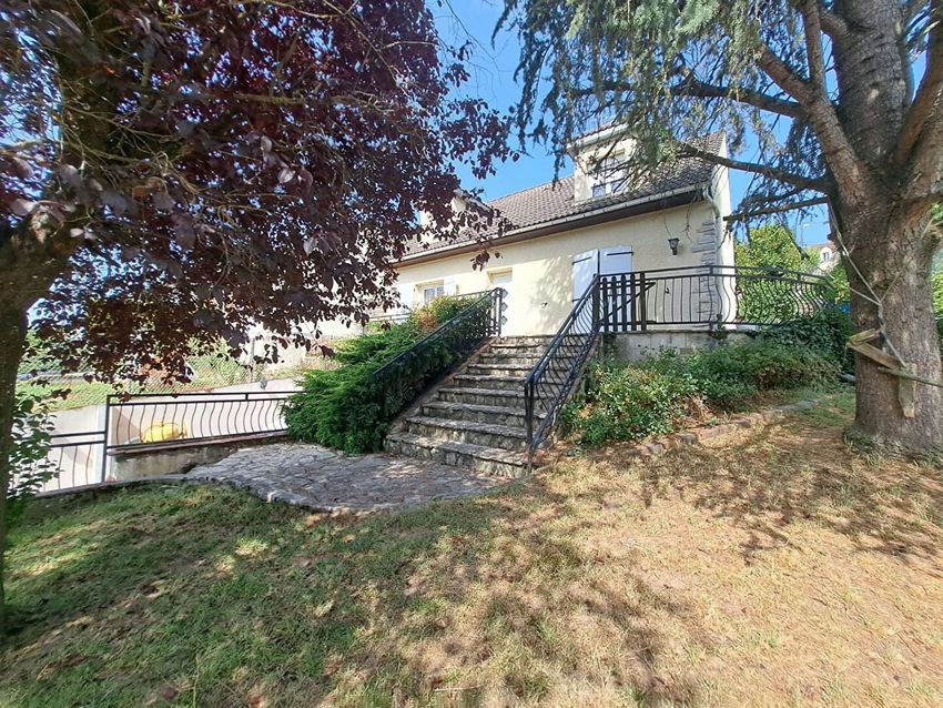 Image Façade à  maison individuelle de Guillerval
