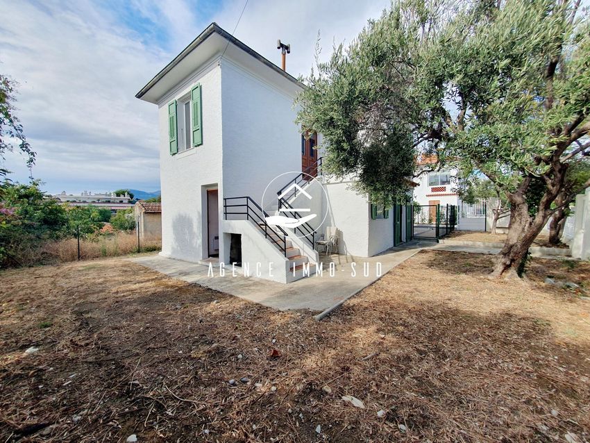 Image Façade à  maison individuelle de Cagnes-sur-Mer