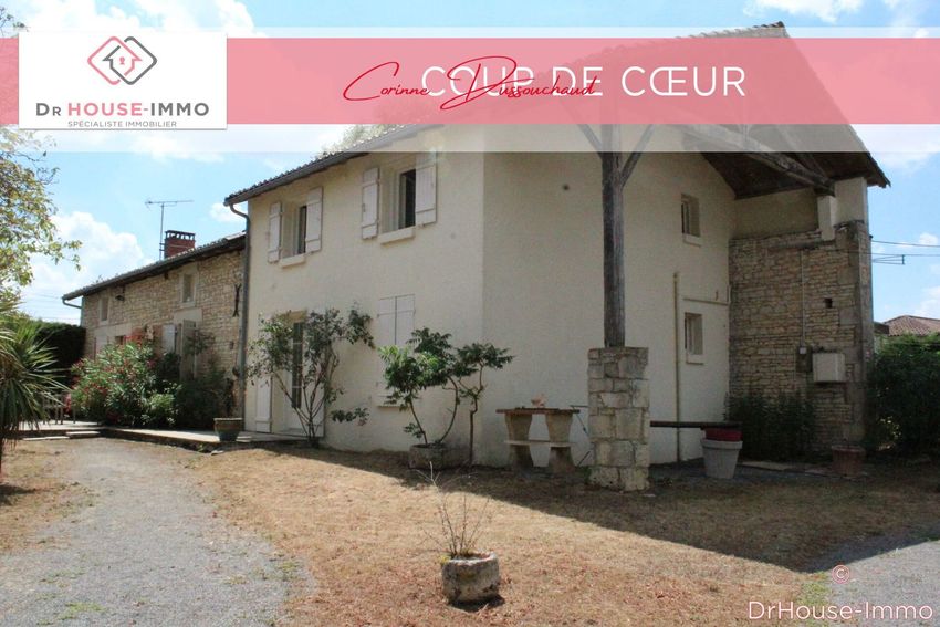 Image Façade à  villa de Saint-Coutant
