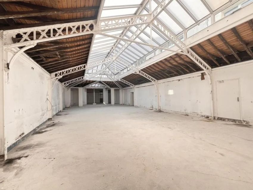 Image de bureau à Porte Saint Denis-Paradis